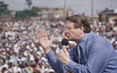 ELHUNYT REINHARD BONNKE, A VILÁGHÍRŰ PÜNKÖSDI EVANGÉLISTA