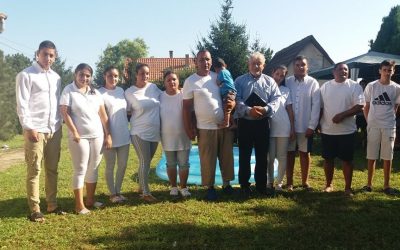 KILENC MEGVÁLTOZOTT ÉLET