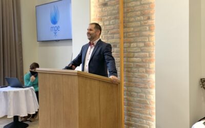 ÁTADTÁK A MAGYAR PÜNKÖSDI EGYHÁZ KAPOSVÁRI SZERETETOTTHONÁNAK IMAHÁZÁT