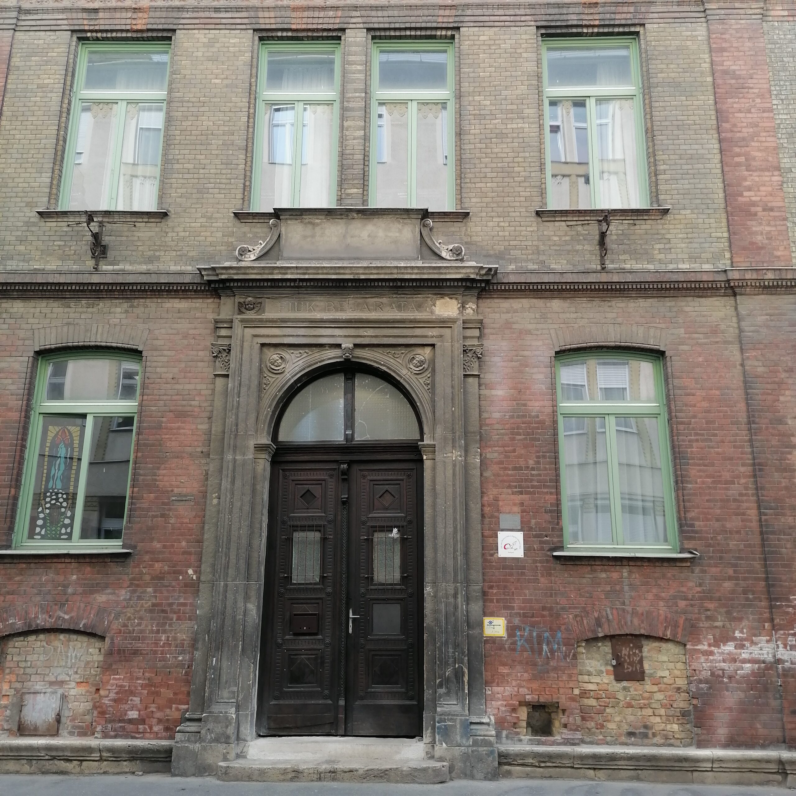 Csia Iskola